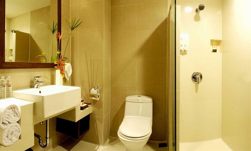 Safari Beach Hotel Patong Eksteriør billede