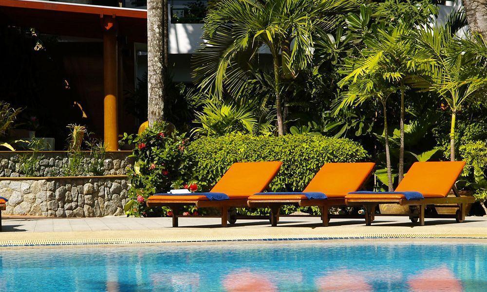 Safari Beach Hotel Patong Eksteriør billede